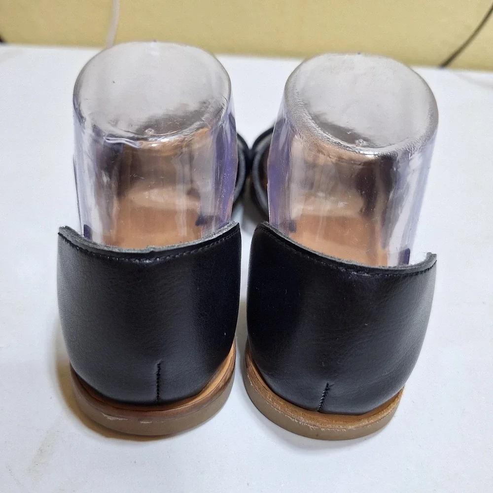 Universal Thread Women's Black Cross Strap Slide Sandals Size 6.5 Casual